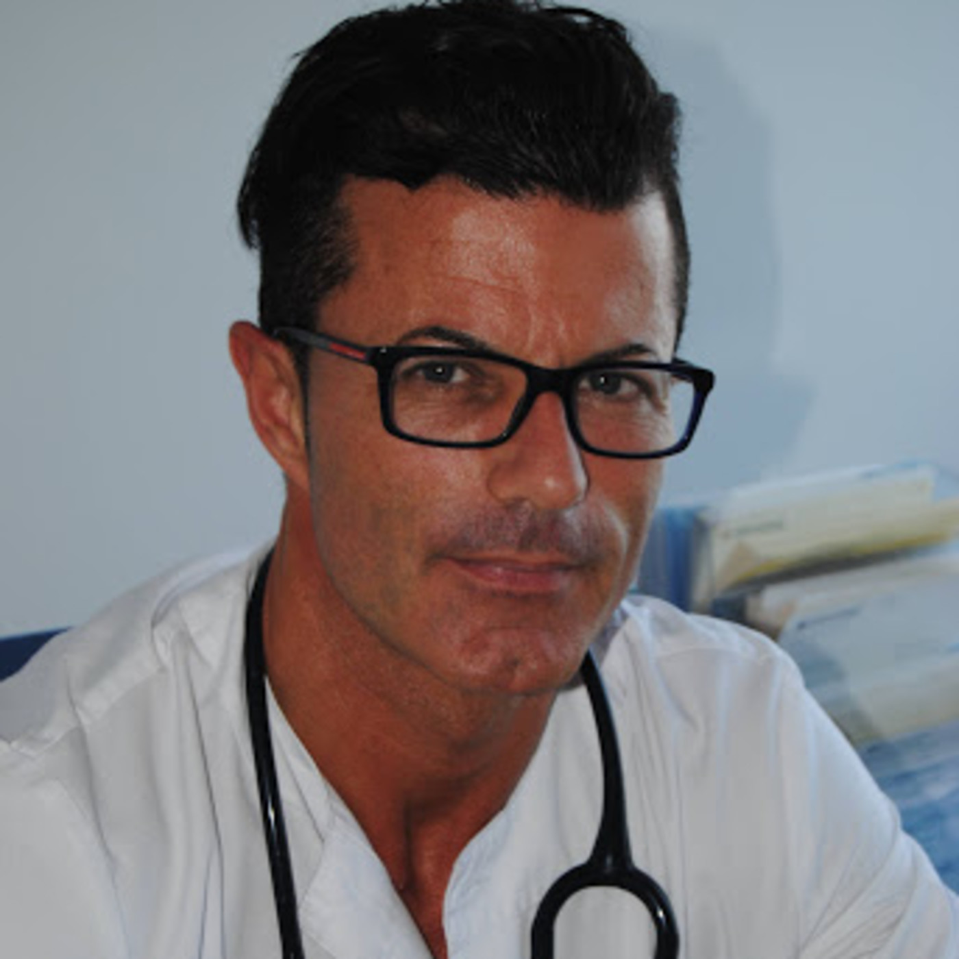 Dr. Manuel Viso: "Una vacuna tarda en estar a disposición de los pacientes entre 2 y 4 años" episode artwork