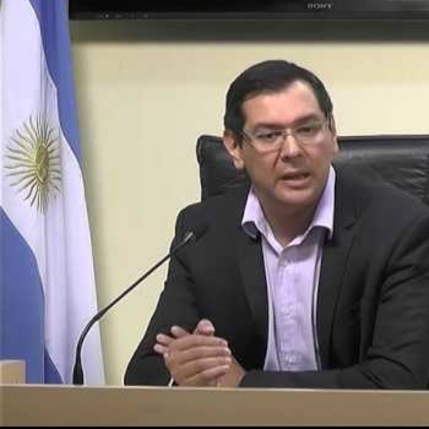 Ministro Ocampo: Elegimos cubrir el déficit con deuda y no ajustar episode artwork
