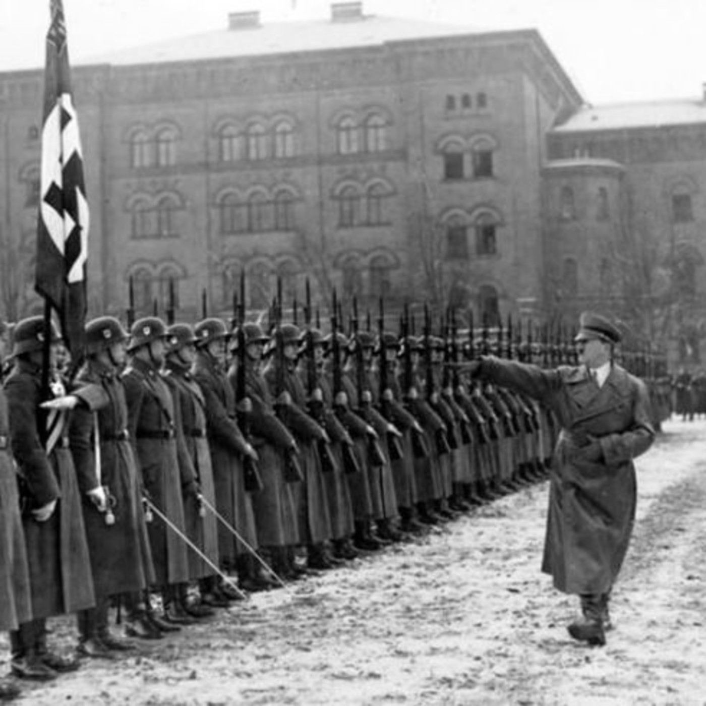 Nazi megaestructuras, listos para la batalla: 4- Los seguidores de Hitler episode artwork