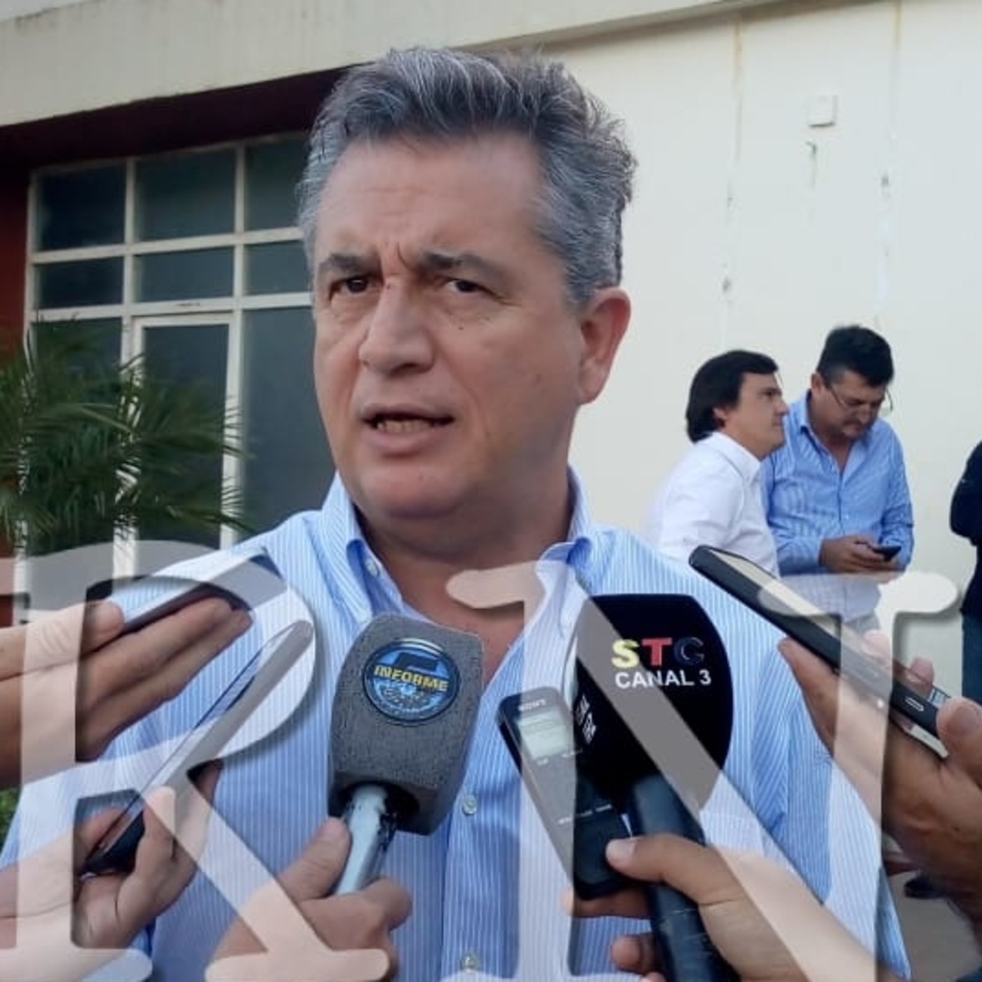 REVISTA DE NOTICIA .. POR FM REAL 96.3