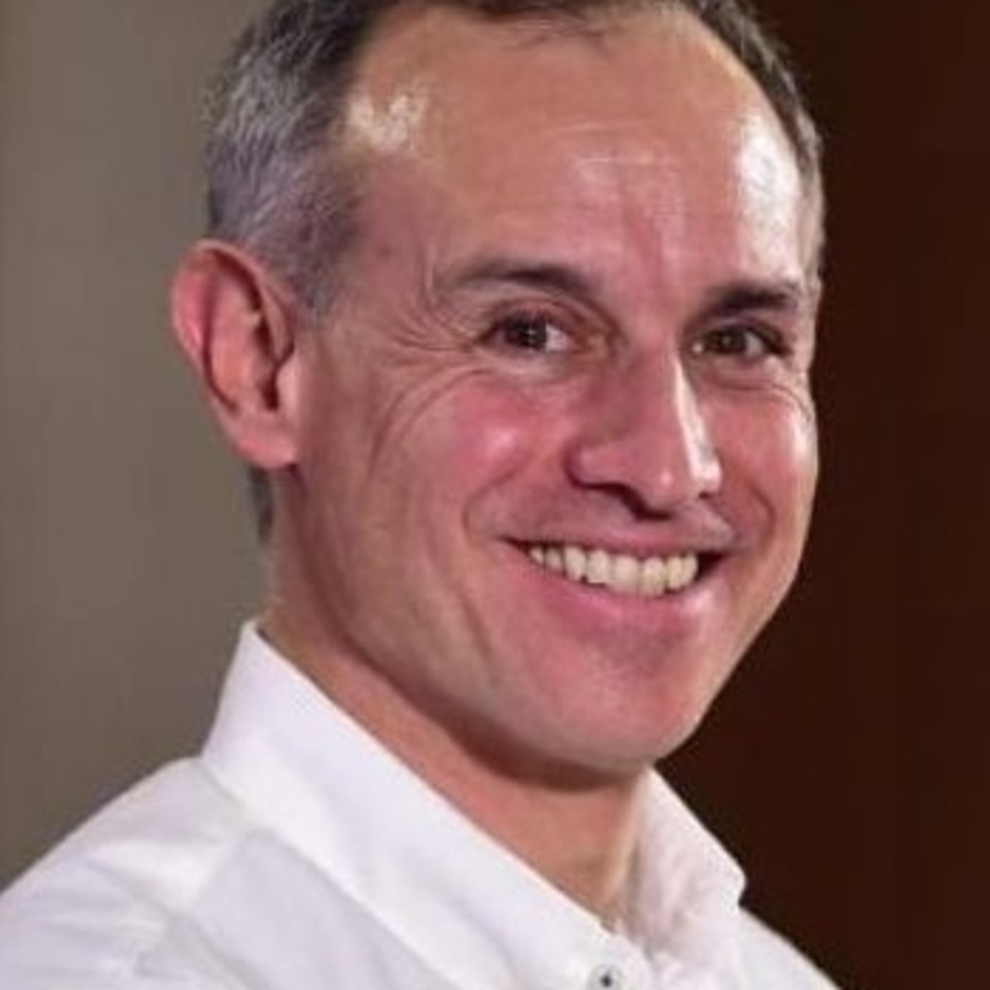 Sir Mike en Factor de Transferencia