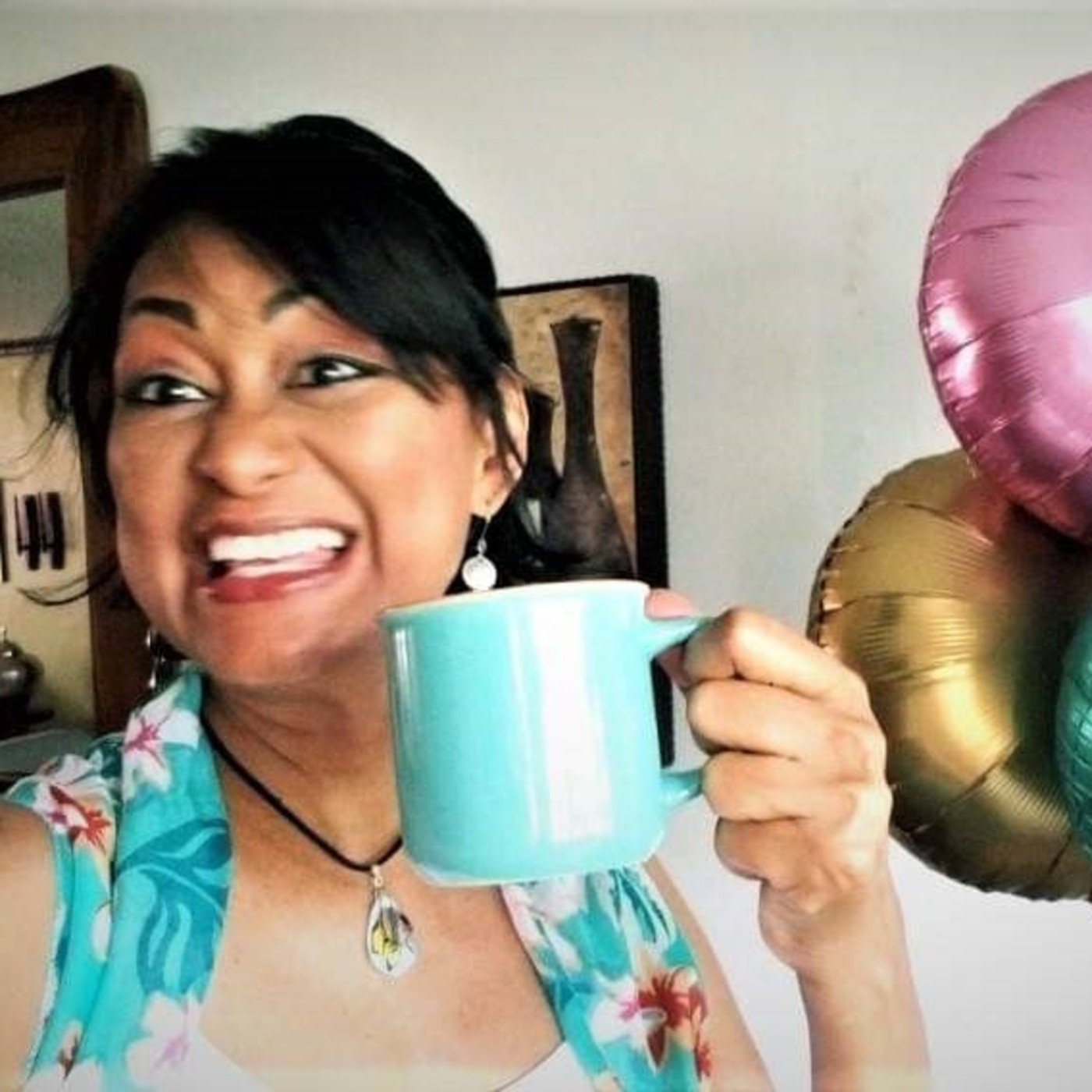 HORA DEL CAFECITO con Coach Bethania