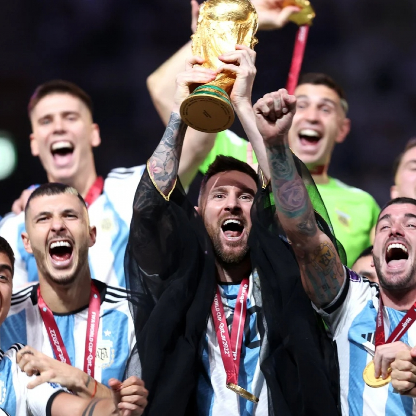 SOLO BUENAS HISTORIAS