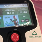 LA ASOMBROSA MÁQUINA DE LAS 20.000 FLEXIONES, con Helga Rivera