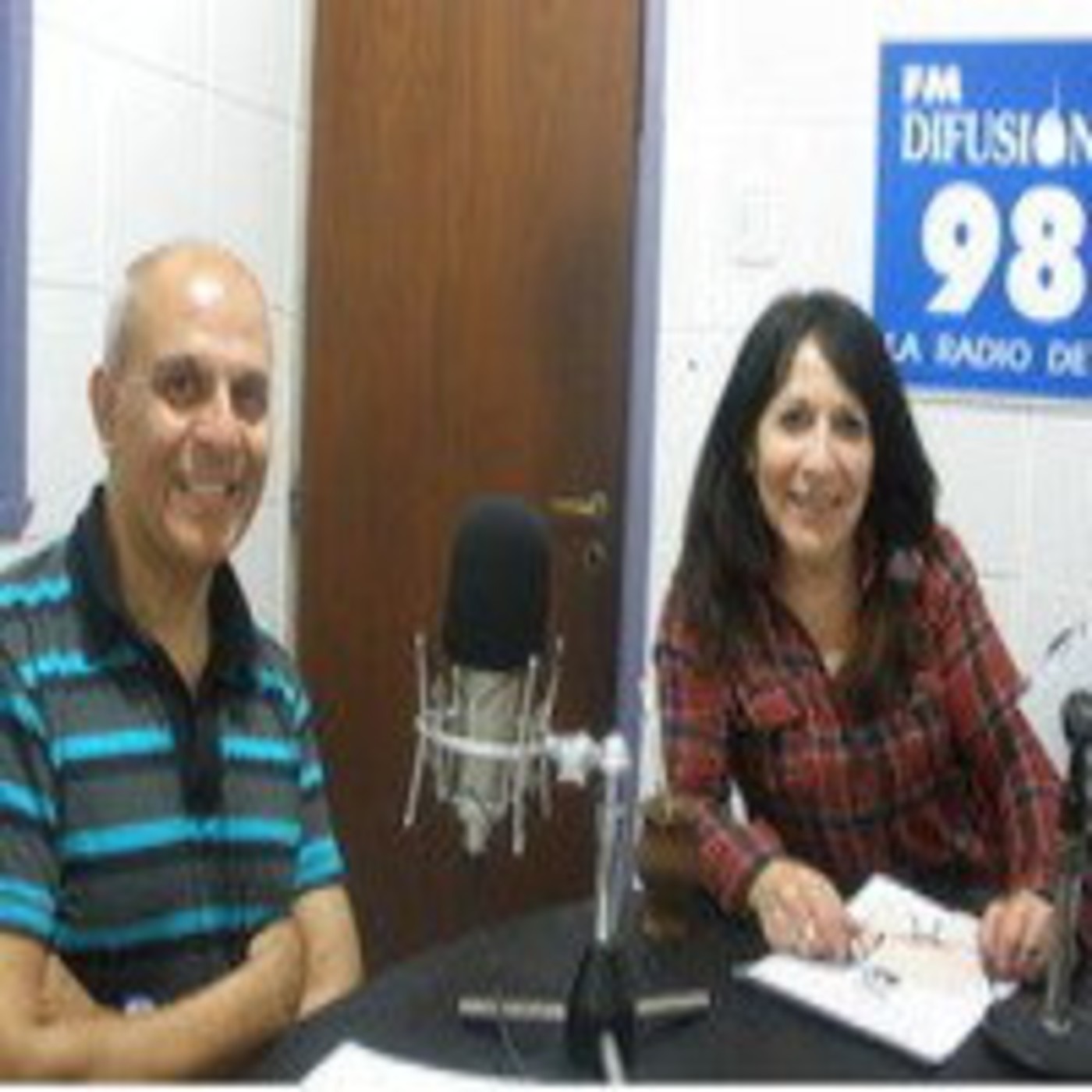 Montevideo y 11-Nº 305-Bloque 1-El programa de radio de la Escuela de Arte de Berisso episode artwork