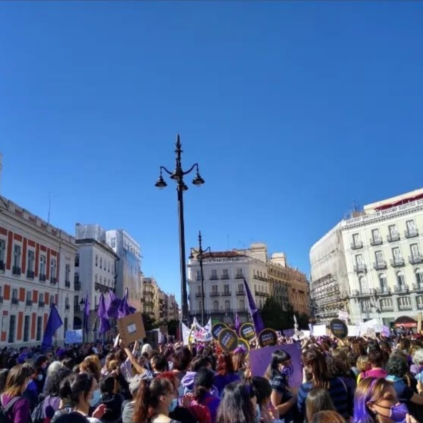 EL DESGARRAMANTAS