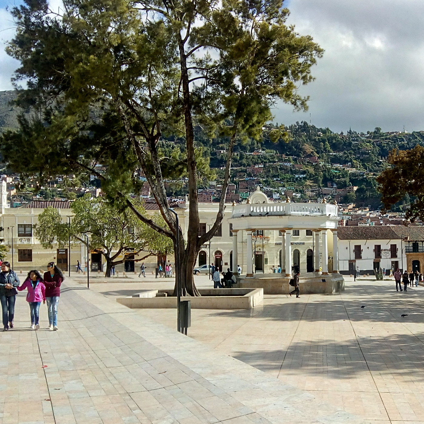 Plaza Águeda Gallardo, corazón de Pamplona episode artwork