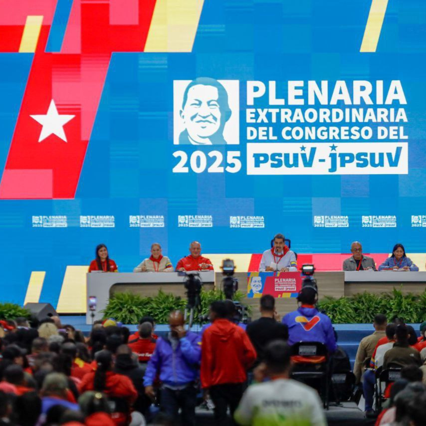 Partido Socialista Unido de Venezuela traza estrategias para comicios del 27 de abril
