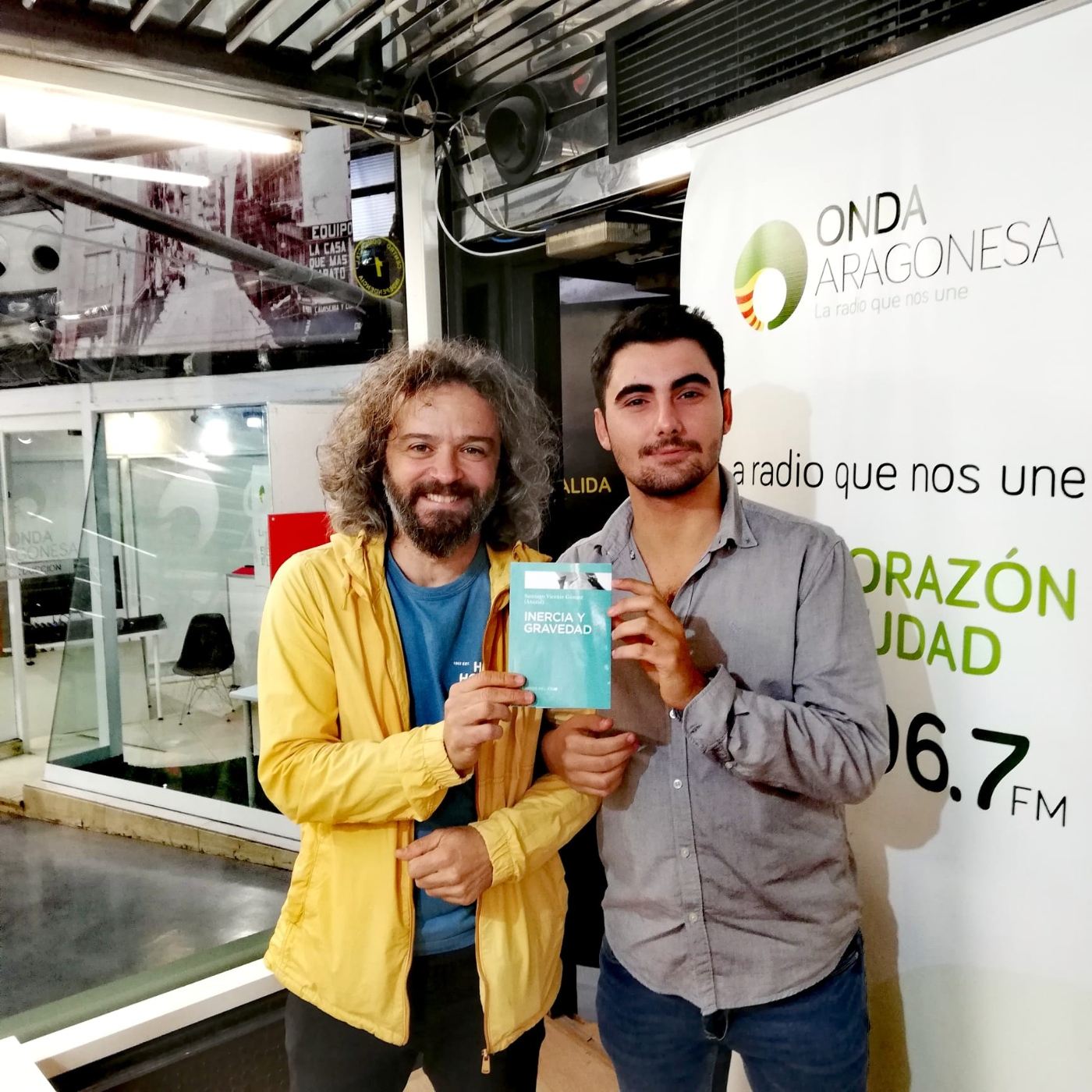 Las Mañanas de Onda Aragonesa: Con Santiago Vicente (Anazul), "Inercia y Gravedad"