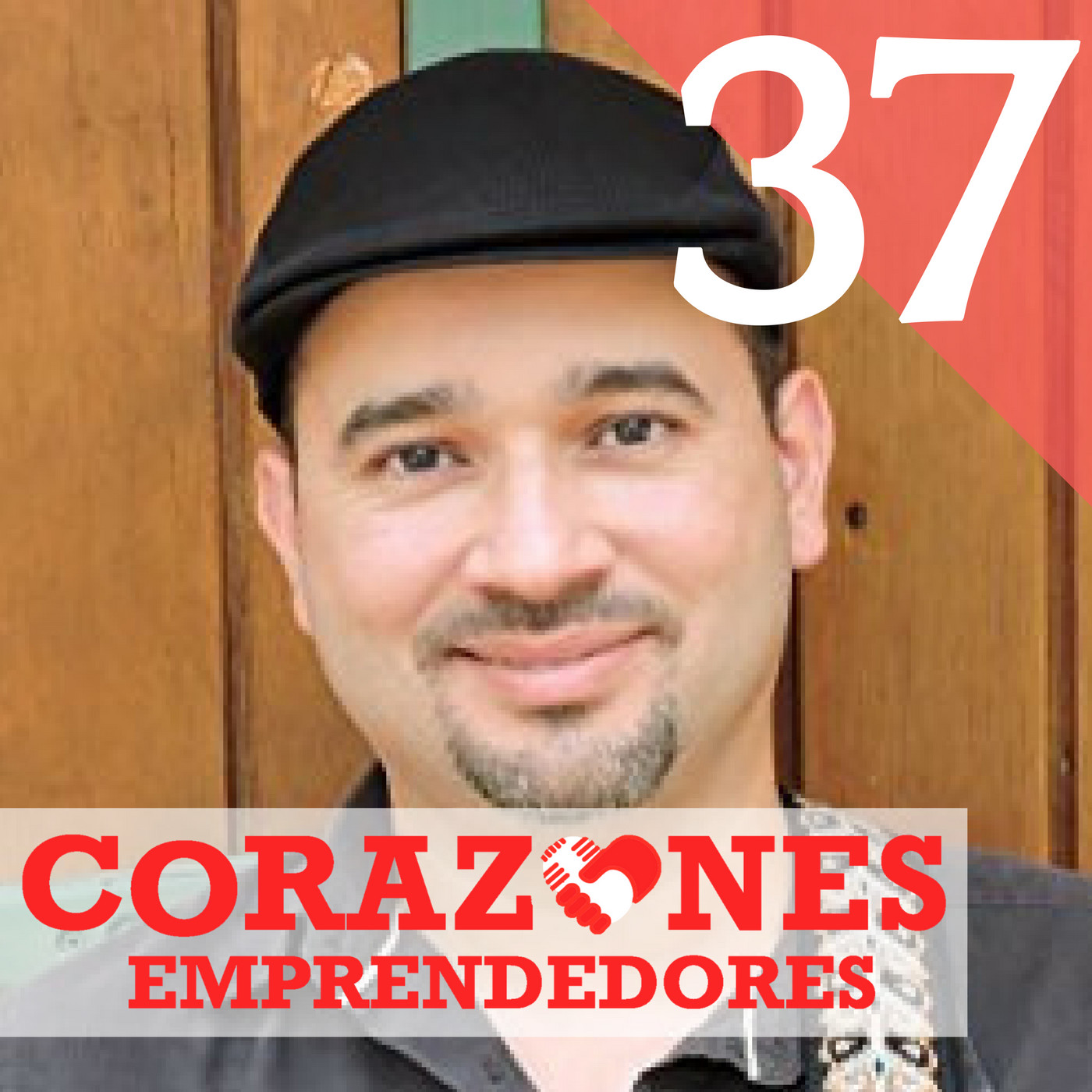 #37 Decidir vivir tu pasión por la música después de probar diferentes emprendimientos. La historia de Angel Candelaria