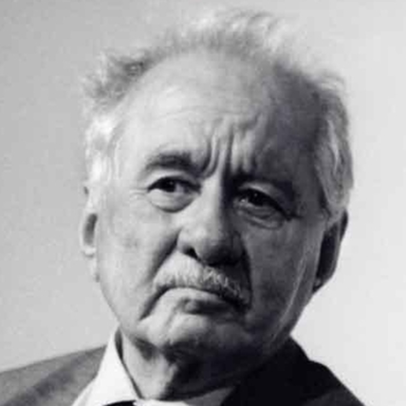 Podcast de literatura. 110 años del nacimiento de Andrés Henestrosa (1906-2008). Semana del 22 al 28 de noviembre 2016