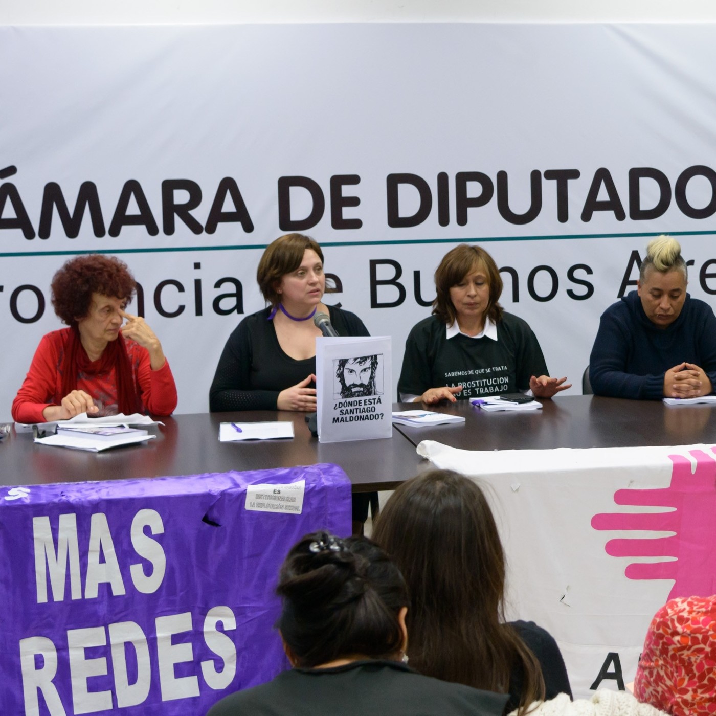 Nos Quemaron PorBrujas