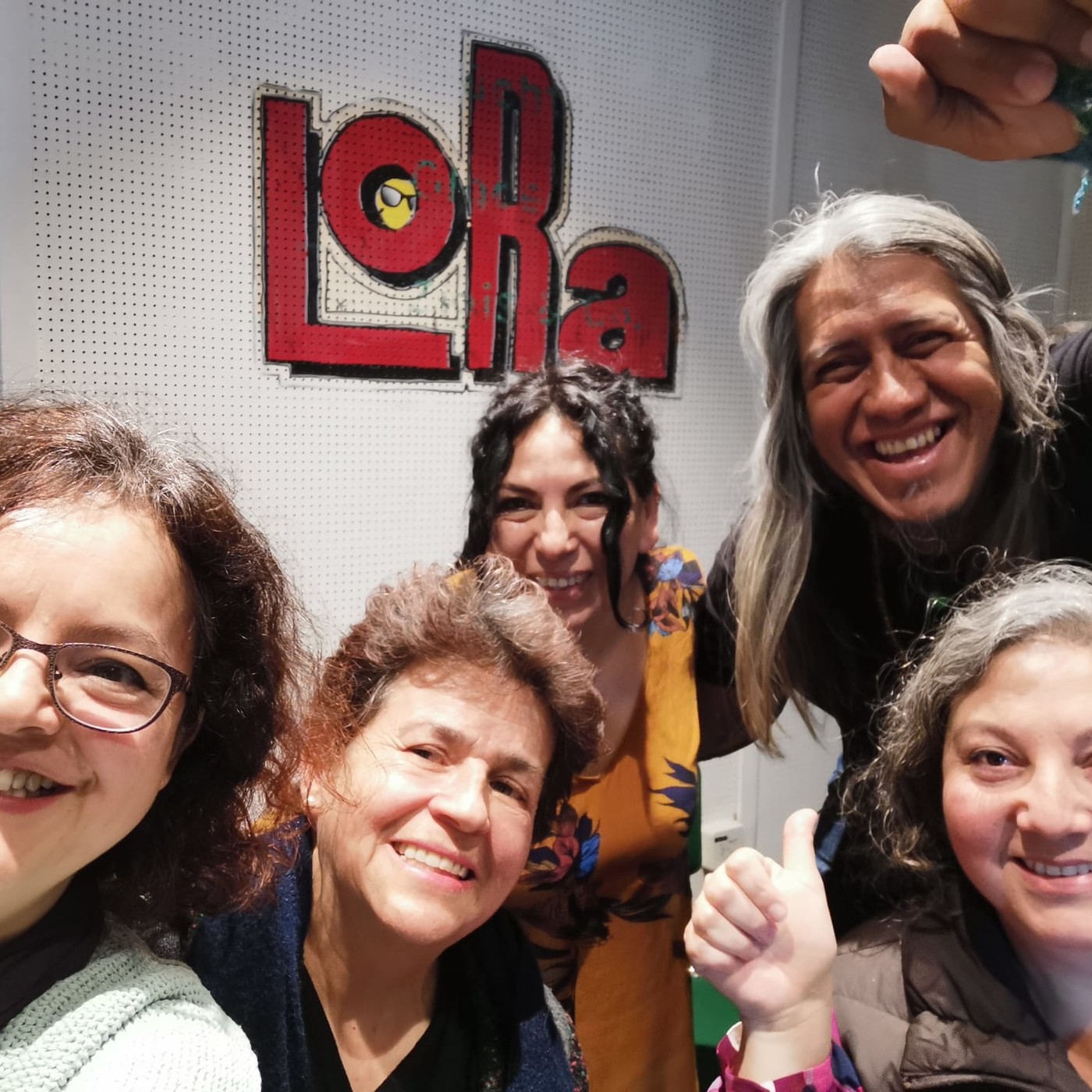 y sigue la mata dando radio