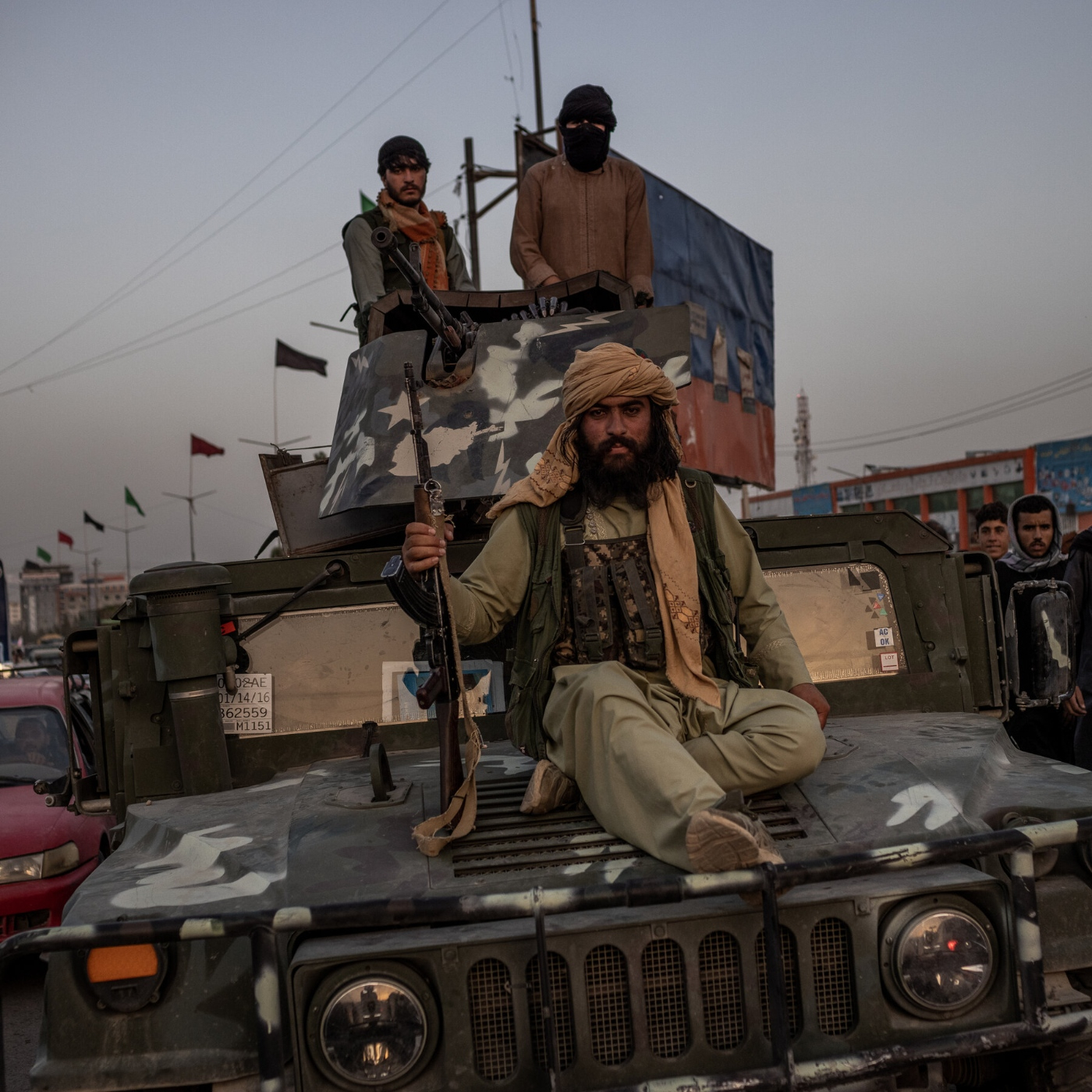 La Guerra en Primera Persona: 4- Vínculo Entre Hermanos #documental #afganistan #historia #podcast episode artwork