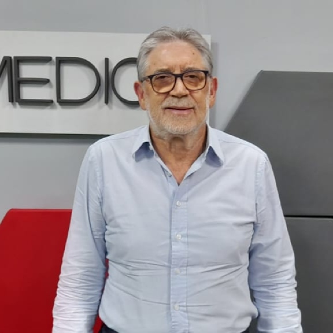 UN ZOOM SOBRE LA ECONOMIA con Enrique Szewach 9-6-2026 episode artwork