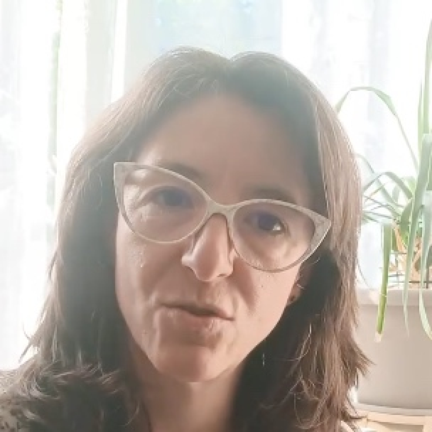 Pilar Gómez-Ulla recomienda de Gloria Labay: SER SIN SER MADRE episode artwork