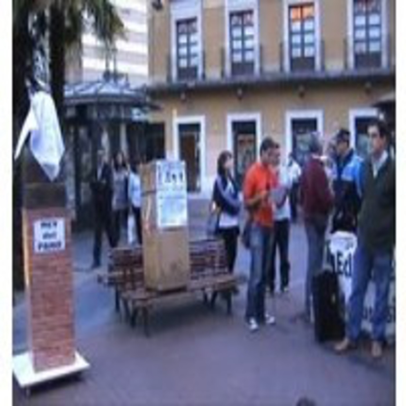 Charlas y comunicados