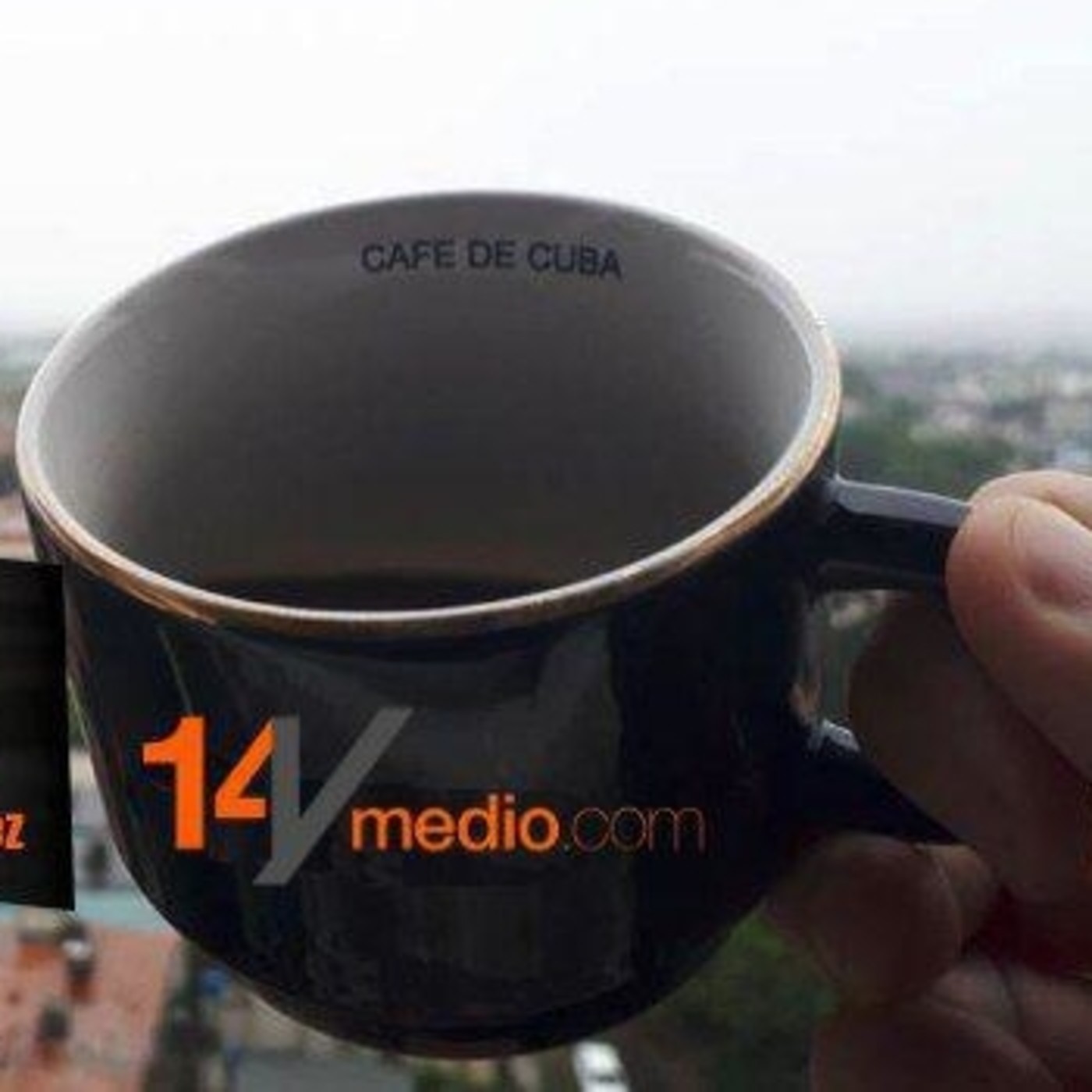 Cafecito informativo sobre Cuba por Yoani Sánchez