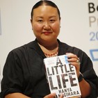 Entrevista a Hanya Yanagihara en Página Dos - "Tan poca vida" (Lumen)