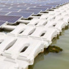 Mina Los Bronces instala paneles solares flotantes