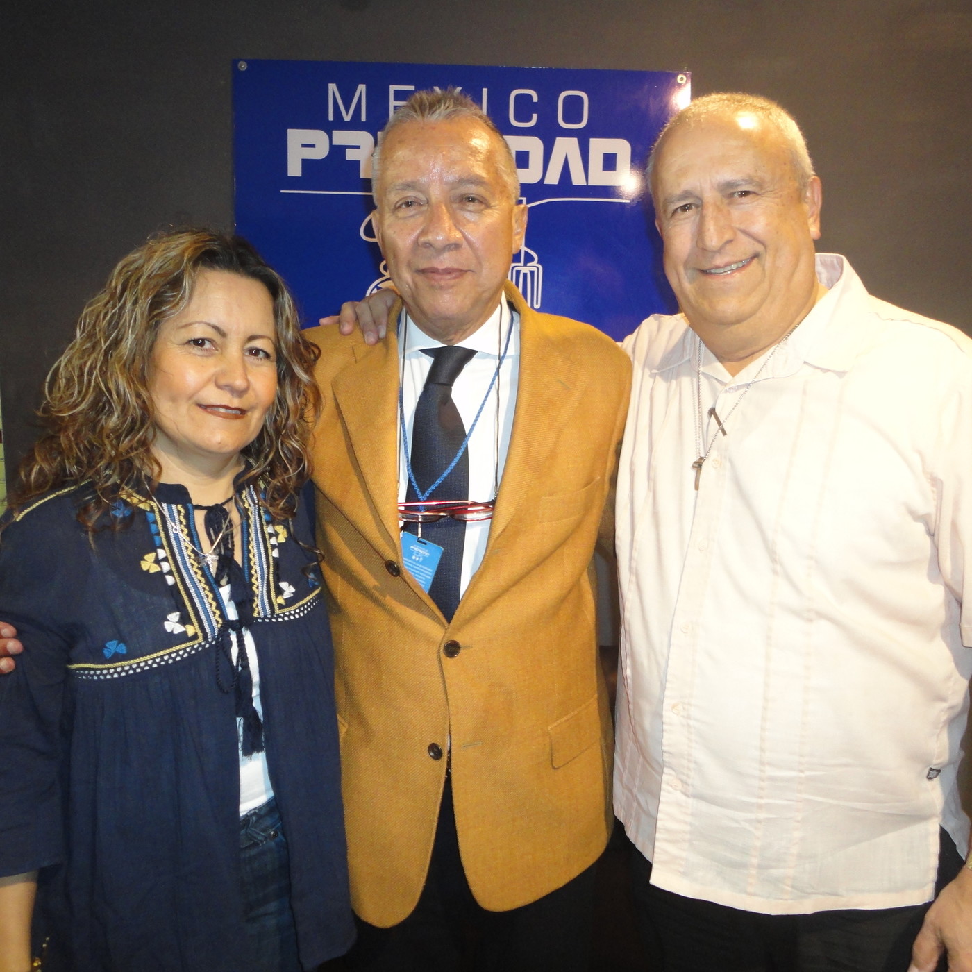 201 Último programa, Adriana Mena J. y Héctor Fernández de Castro