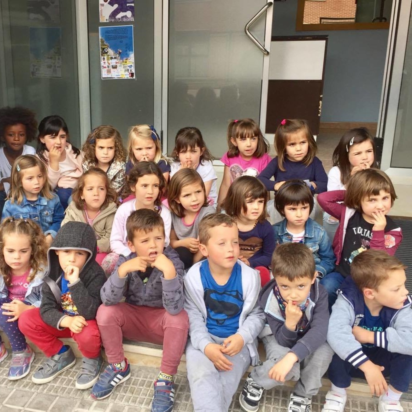 Visita alumnos clase Gatets C.P Mare de Deu Onil-laFRESCAFM-11,5,17 episode artwork