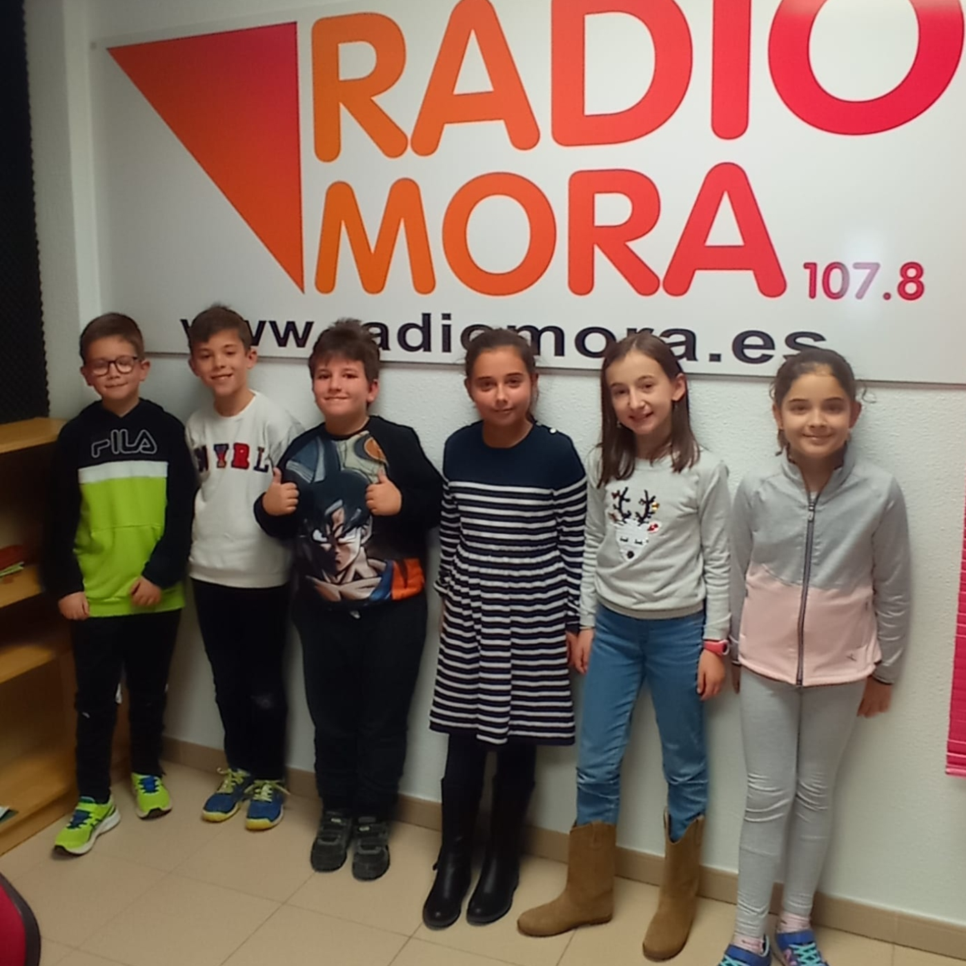 "Mini-magazine" de los niños de 4º de Primaria del CEIP Fernando Martín episode artwork
