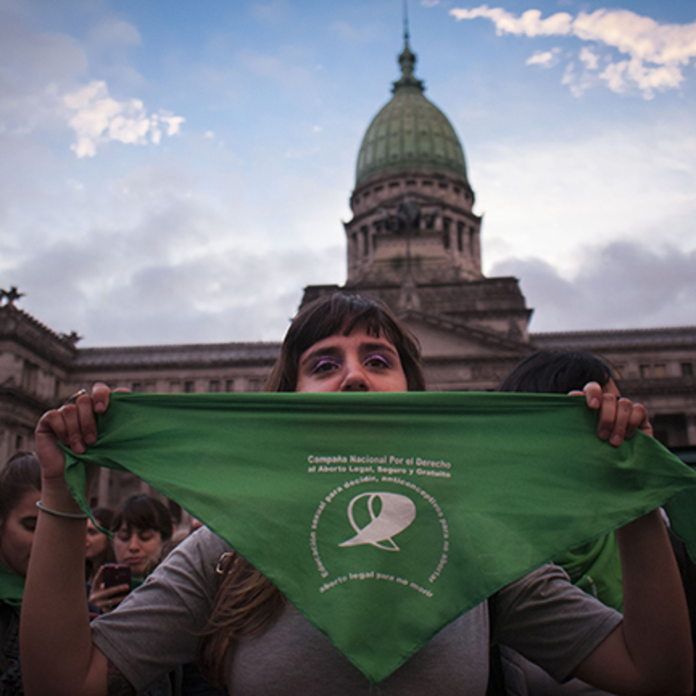 Nos Quemaron PorBrujas