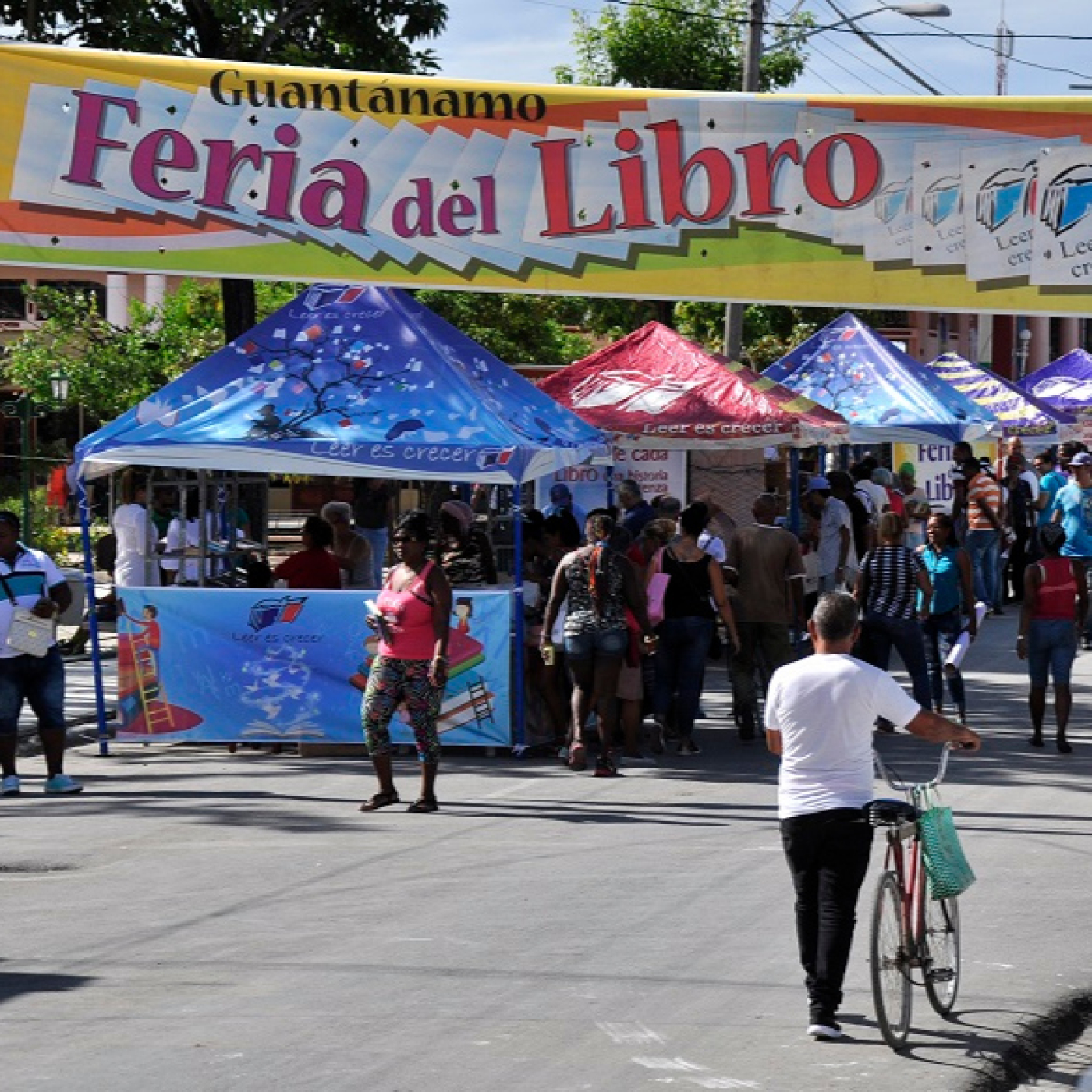 Celebra Guantánamo edición 33 de la Feria de Libro