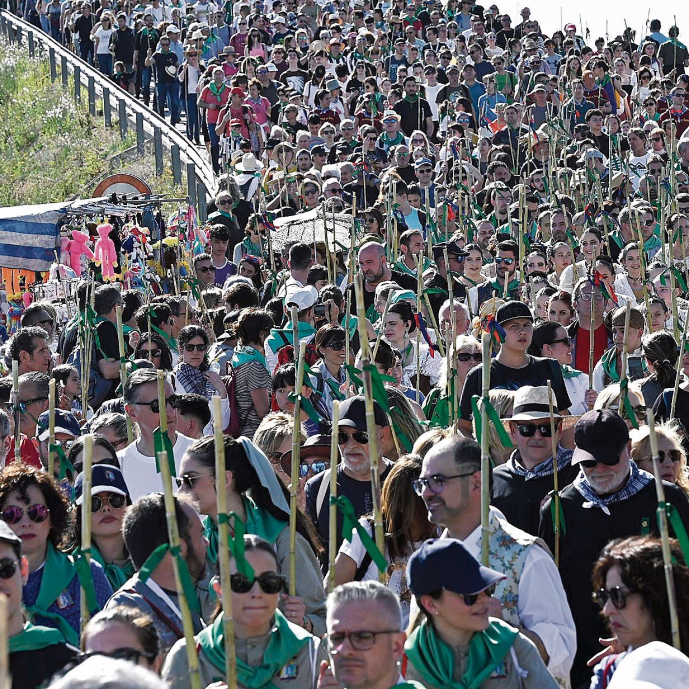 La Romeria dels dos rècords: més de 185.000 participants i calor estiuenca episode artwork
