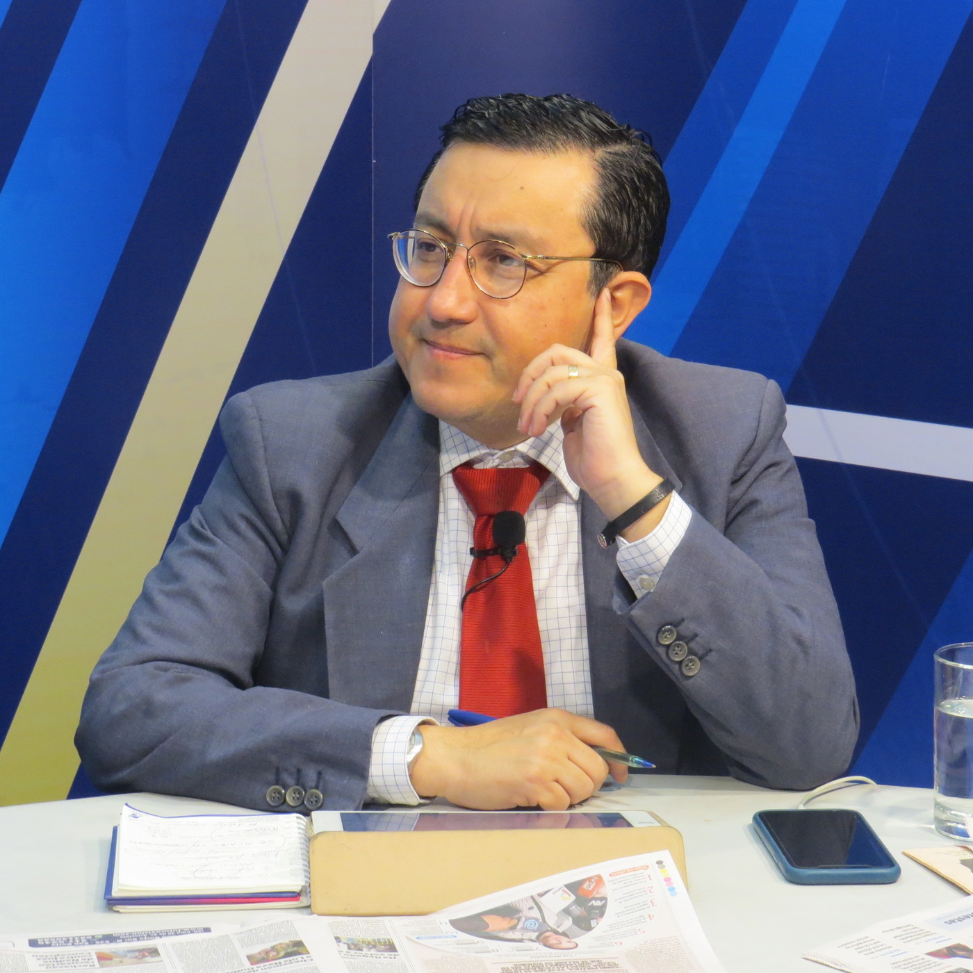Glatzer Tuesta – Editorial 27 de diciembre del 2019 episode artwork