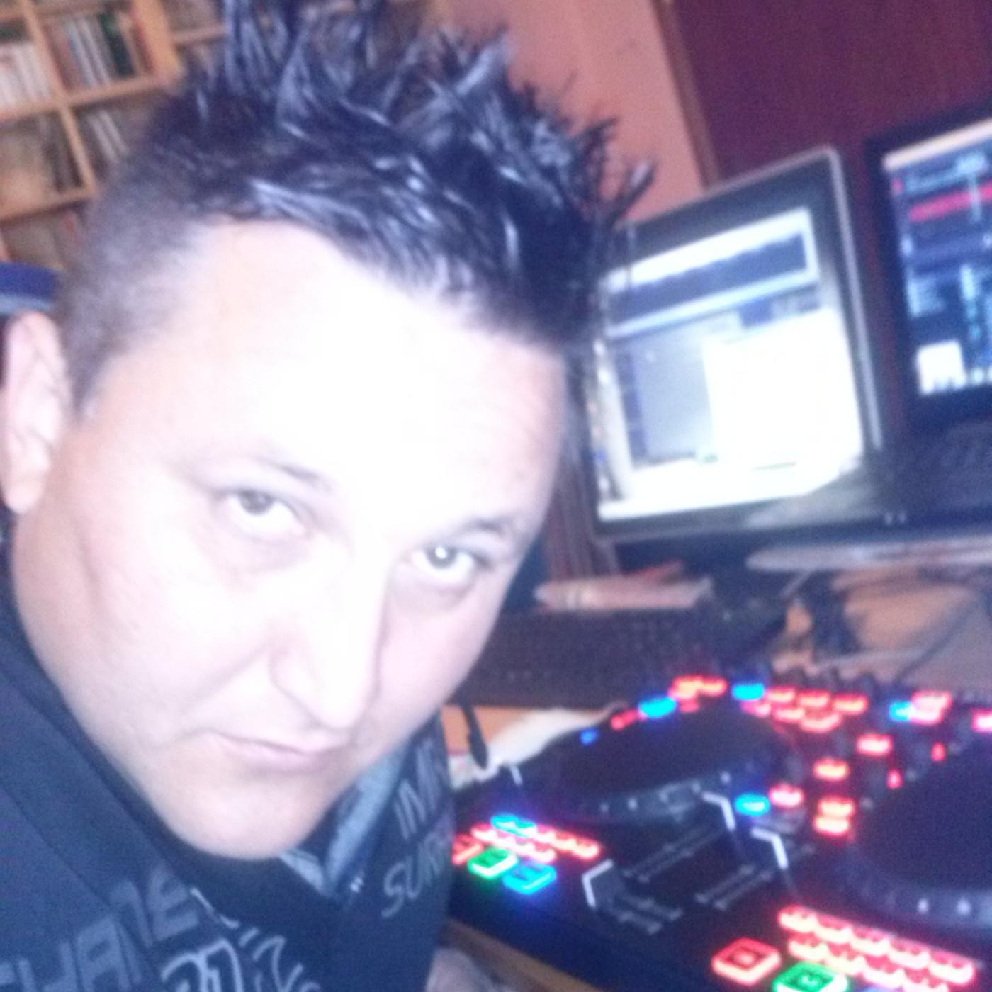 Podcast de andres vera castañe DJ.DVERA.