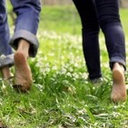 Earthing: Los Beneficios de Conectarse a la Tierra