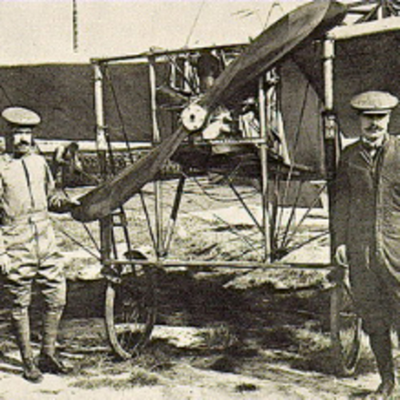 Motor y al Aire 01- Inicios de la aviación en España episode artwork