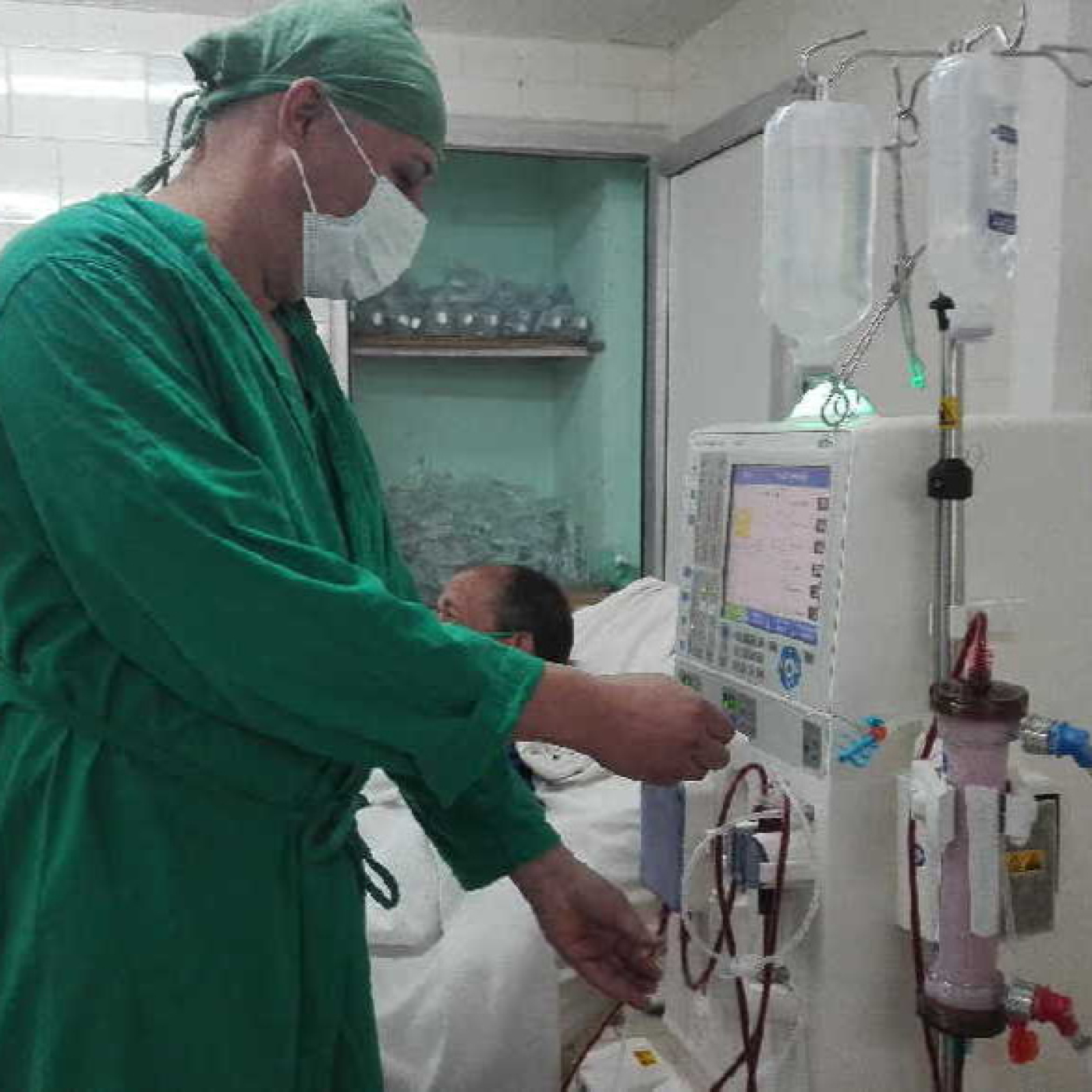 Servicios de hemodiálisis en Sancti Spíritus, prioridad que salva vidas