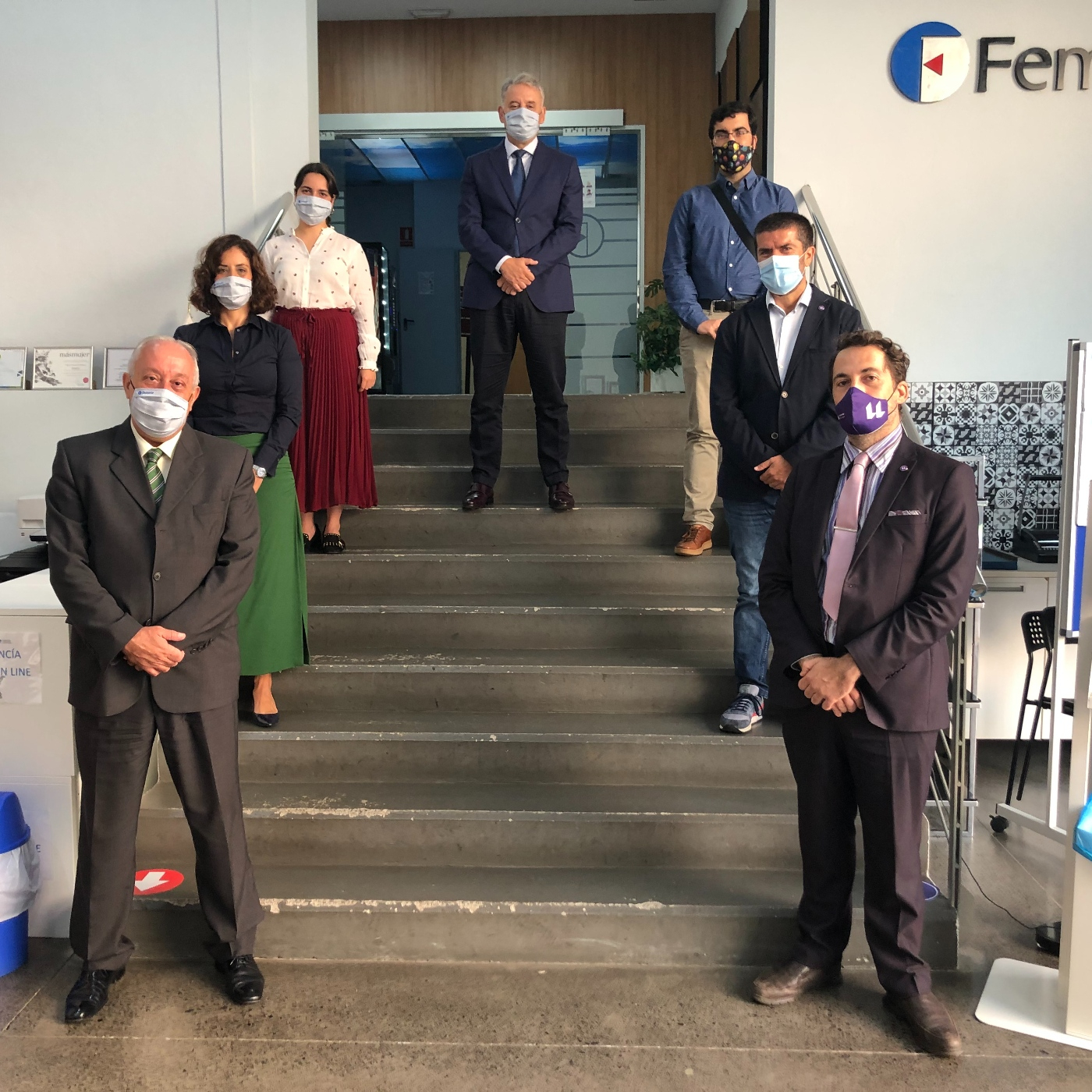 Femete, en la radio