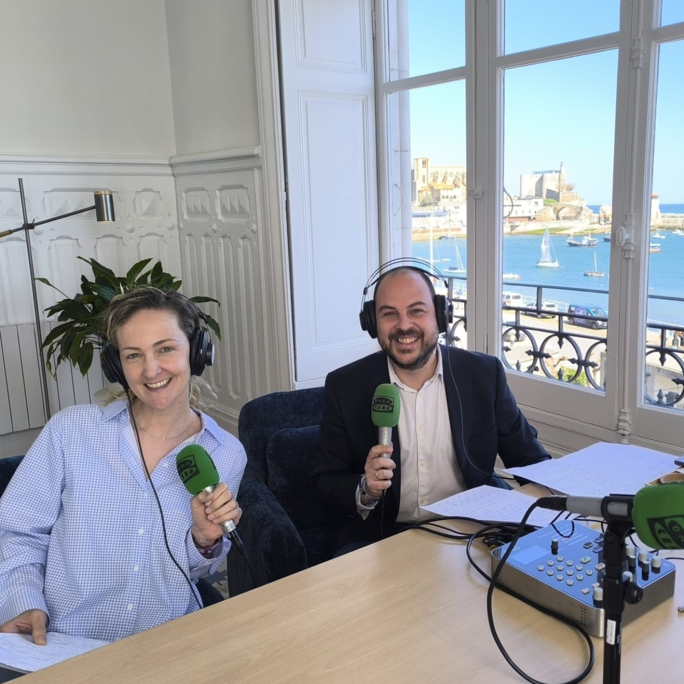 Clínica Amestoy. Entrevista Pablo Gómez y Begoña Tristán episode artwork