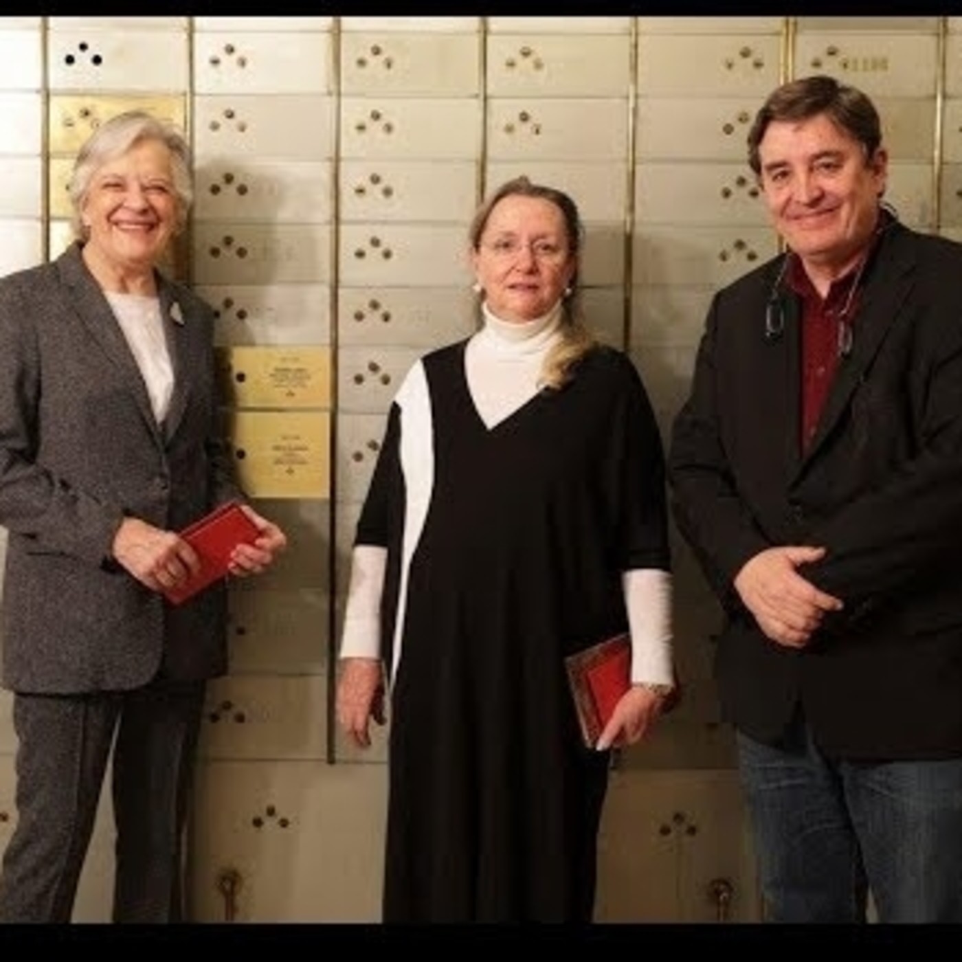 Legados de Amelia Valcárcel y Victoria Camps en la Caja de las Letras