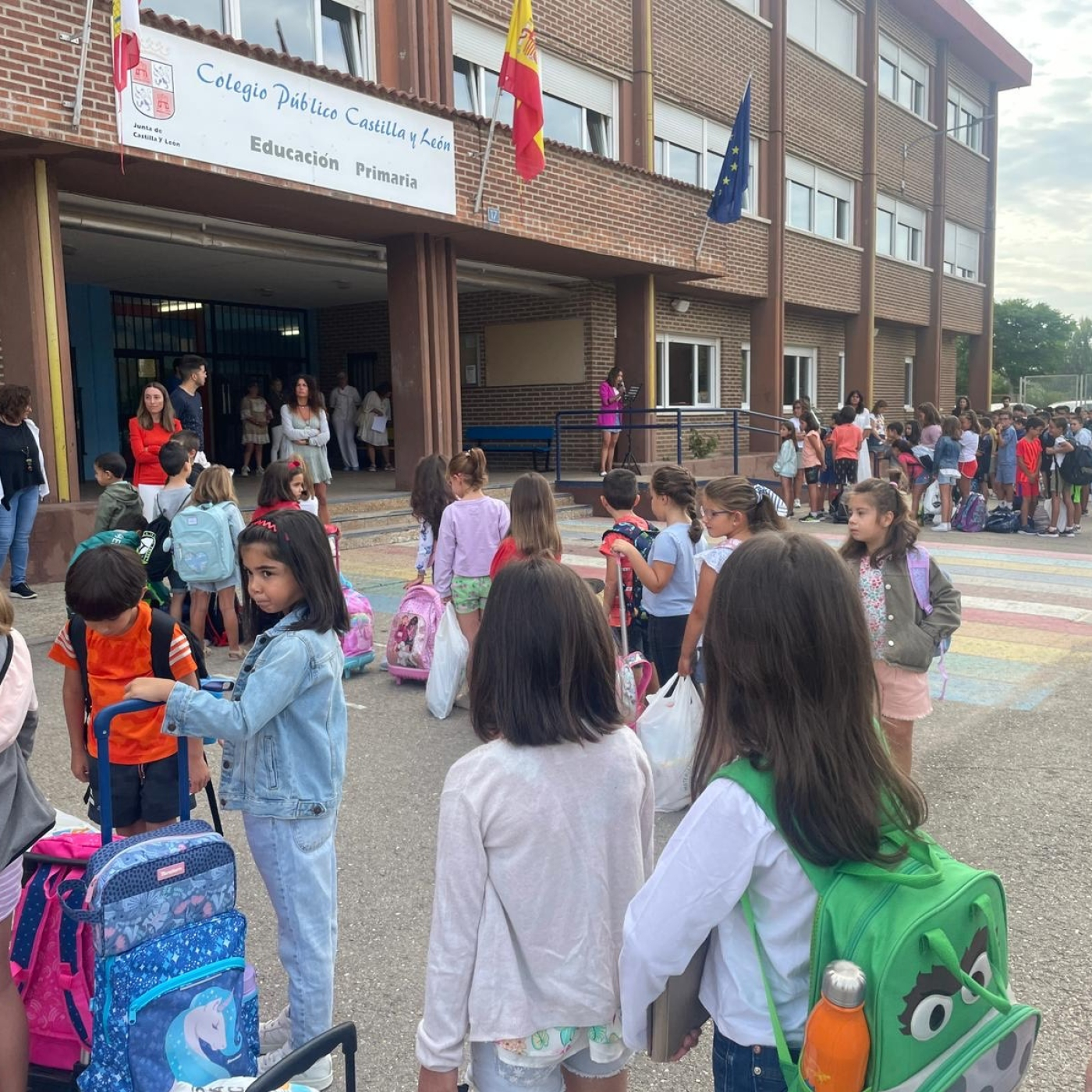 Comienzo del curso escolar 2023/24 en el CEIP Castilla y León de Aguilar de Campoo episode artwork