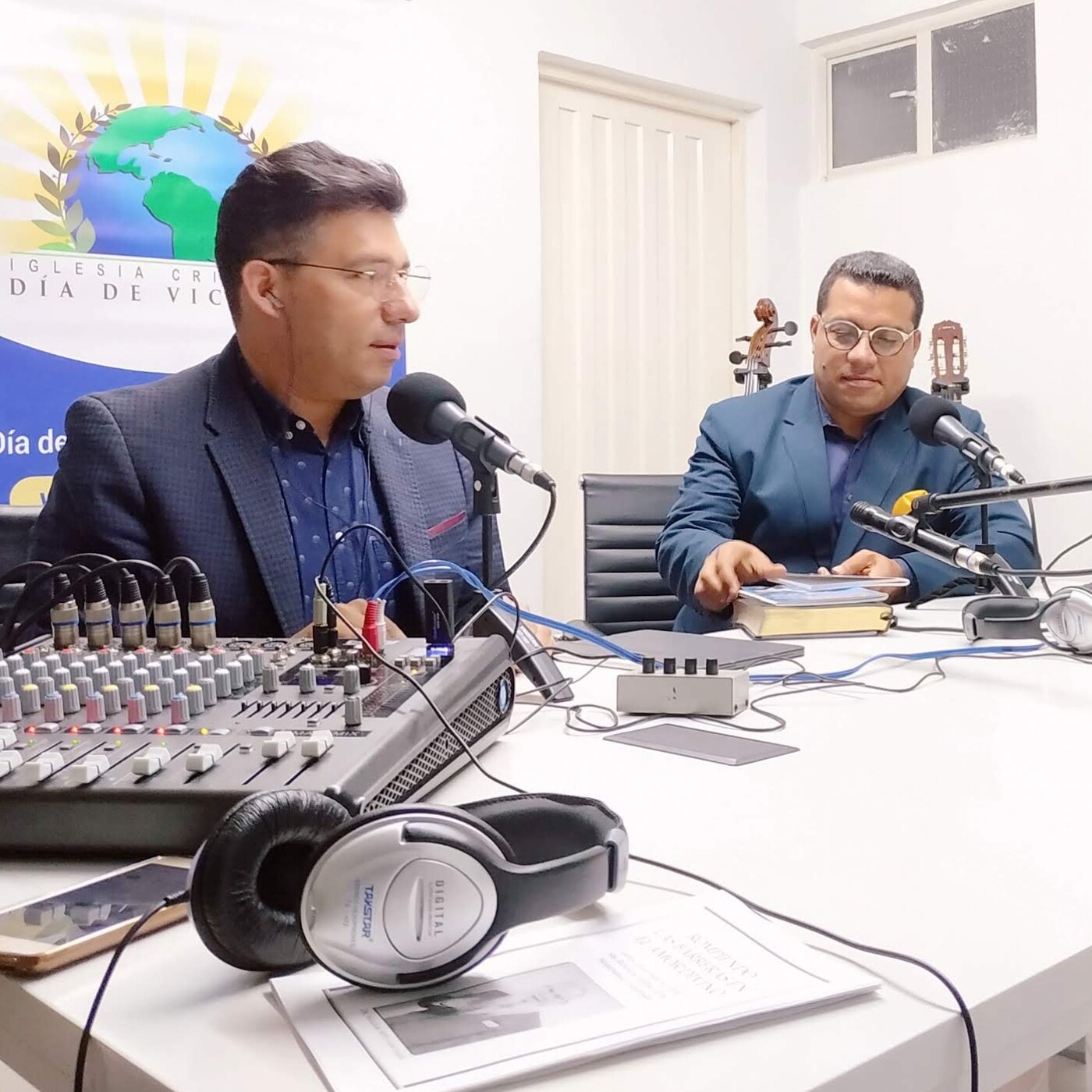 Día de Victoria Radio