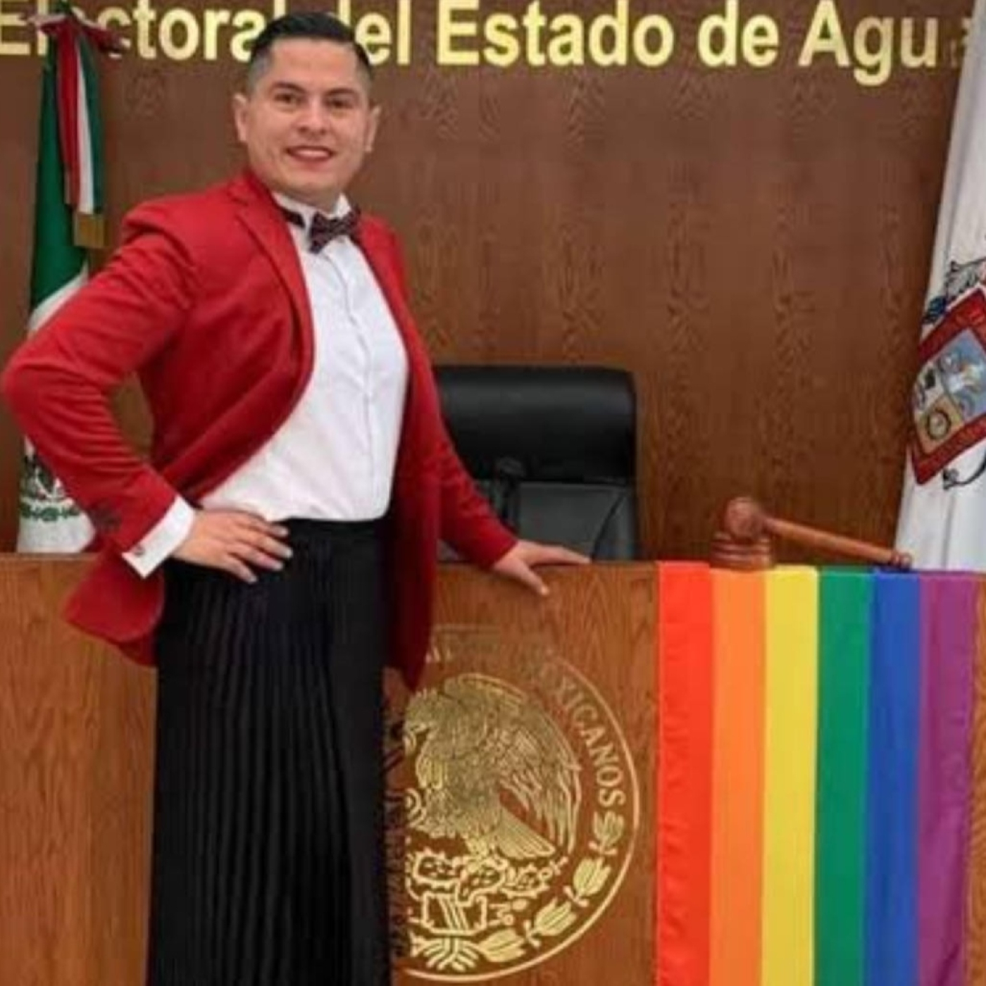 Crímenes y relatos de la historia comentado