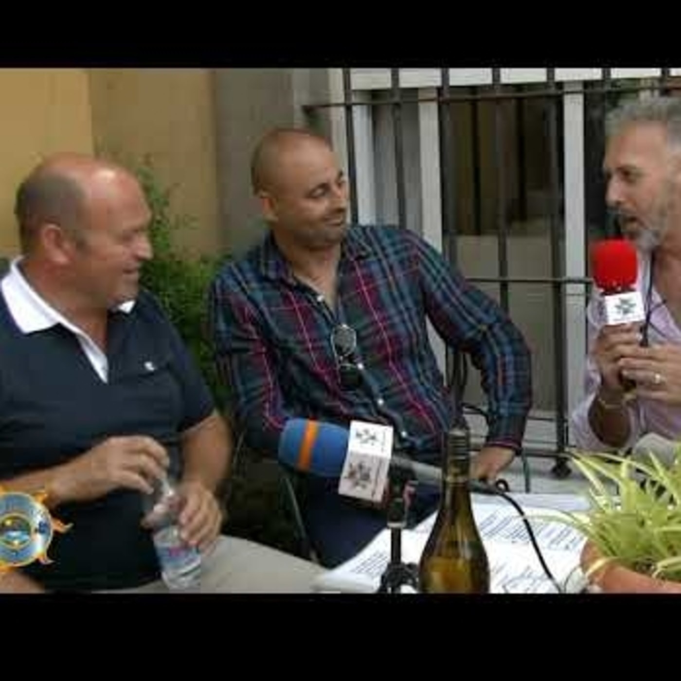 CANTANTES ENTREVISTAS