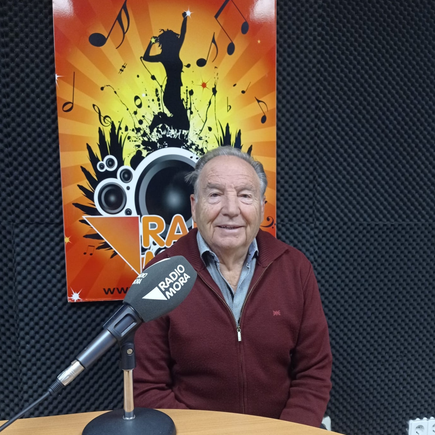 Entrevista a la Cofradía de La Soledad, encargados de cerrar las procesiones de Jueves y Viernes Santo episode artwork