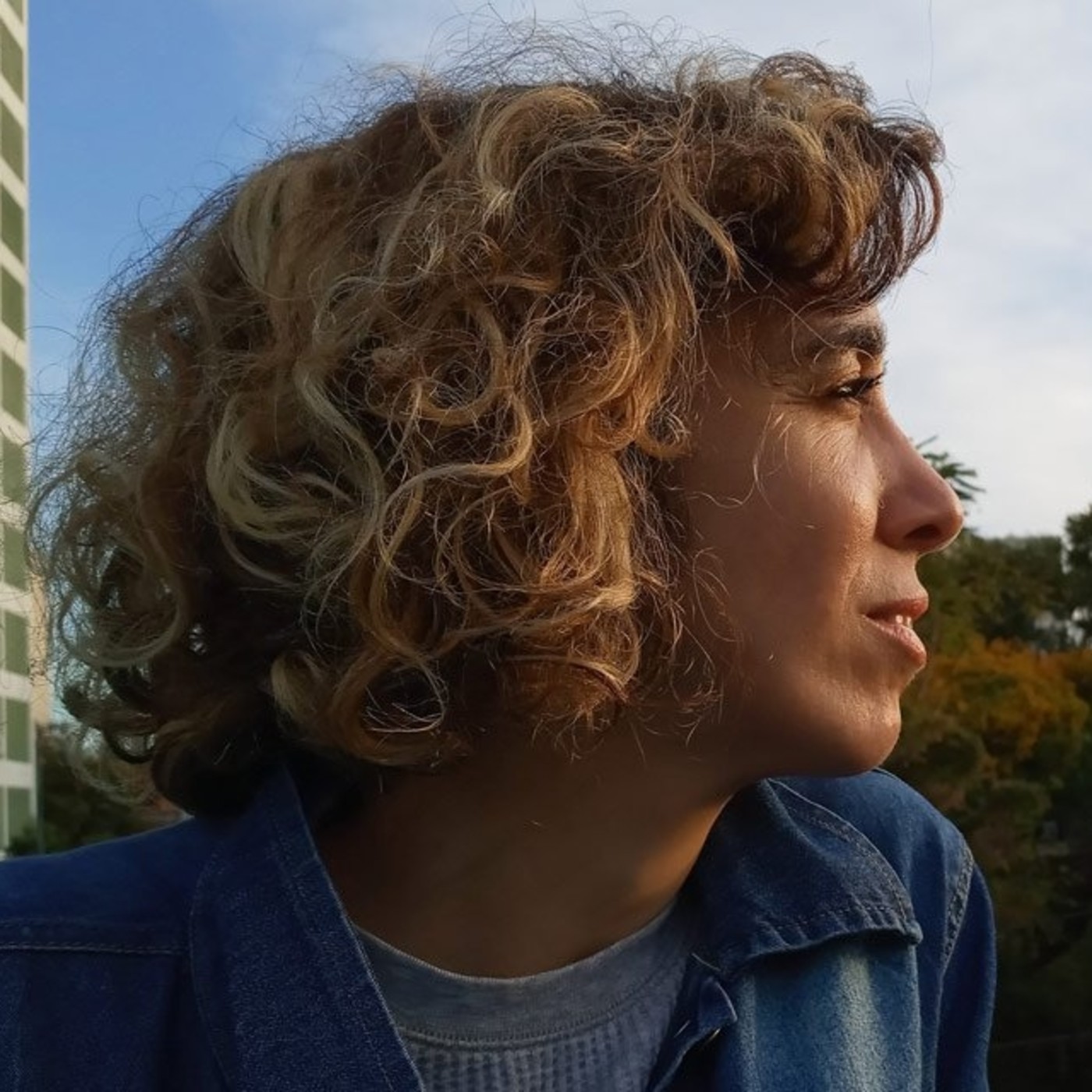 María Ezquiaga se lanza en solitaro episode artwork