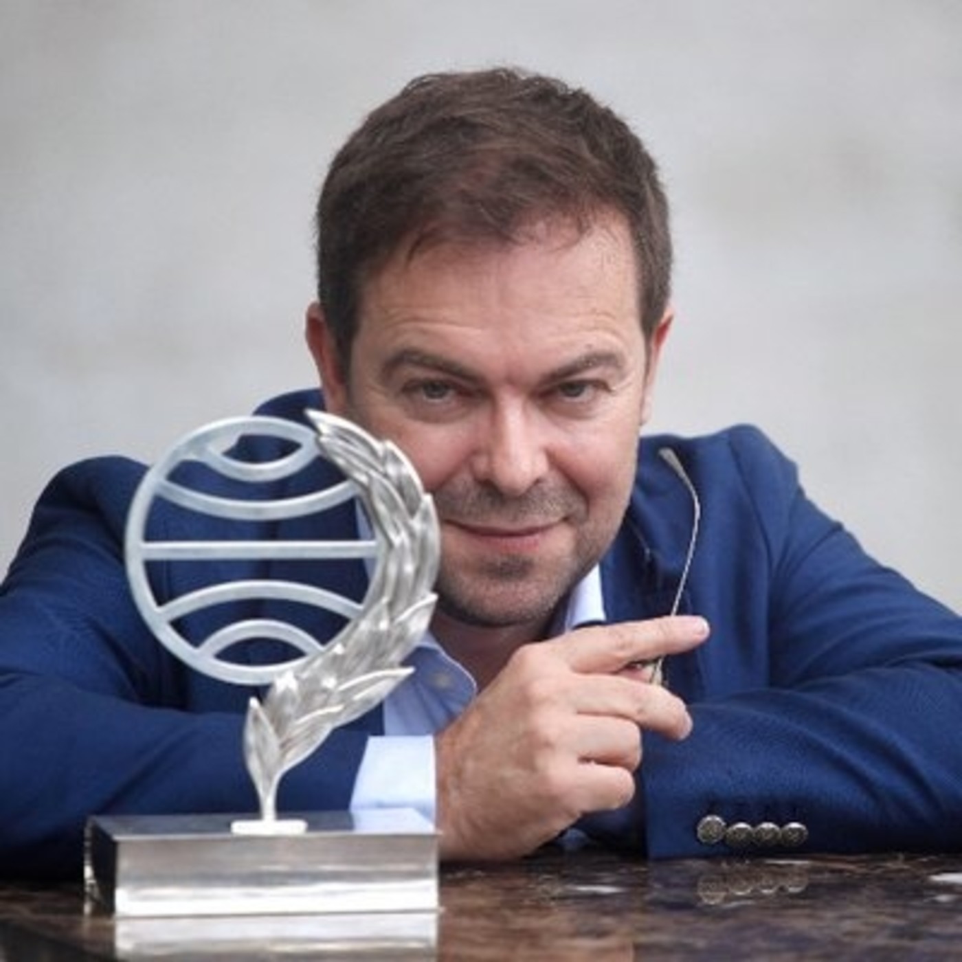 Dimensión Infinísima