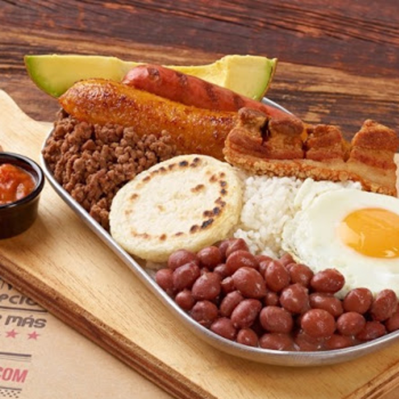 La bandeja paisa, la hija mas joven de la gastronomía colombiana