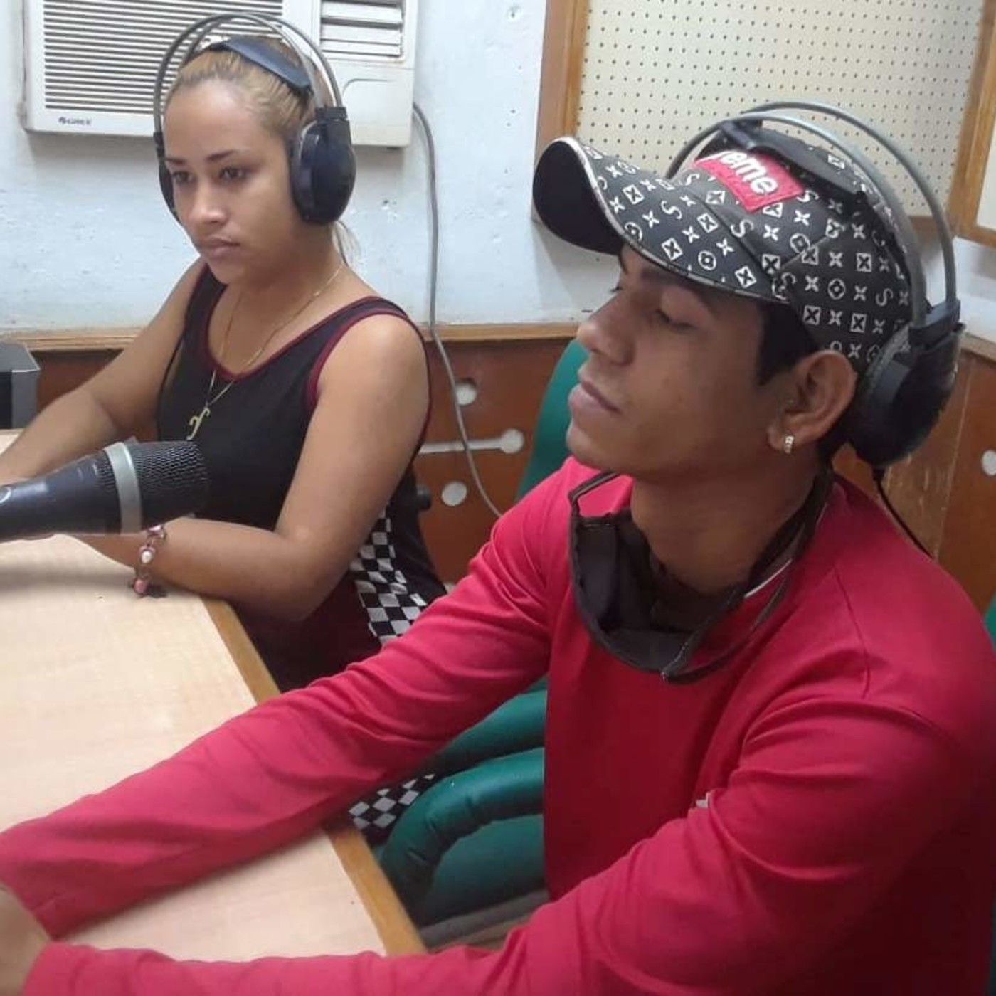 Revista Informativa Acontecer