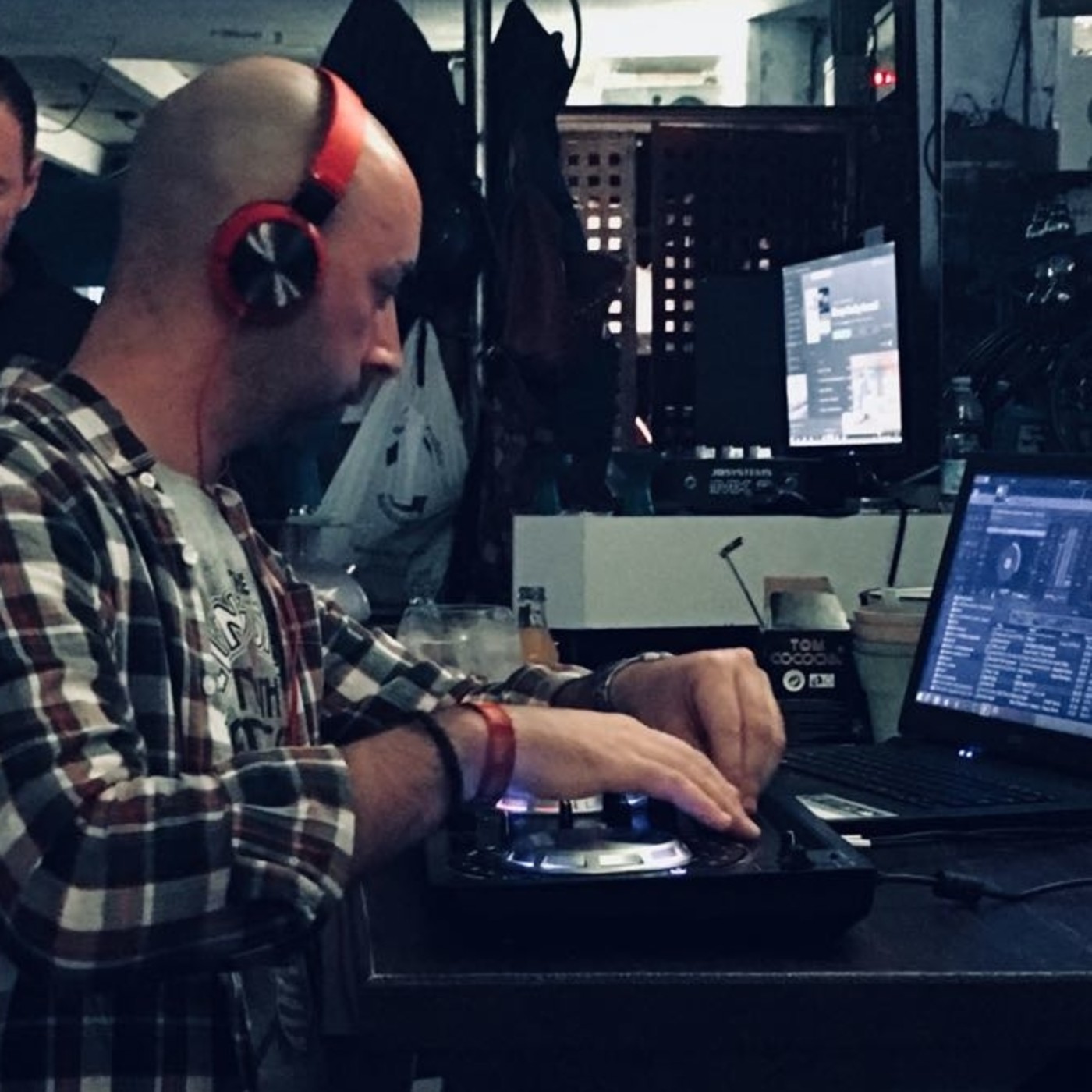 Dj_Samos