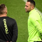 Preocupante suplencia de David Ospina en el Nápoles