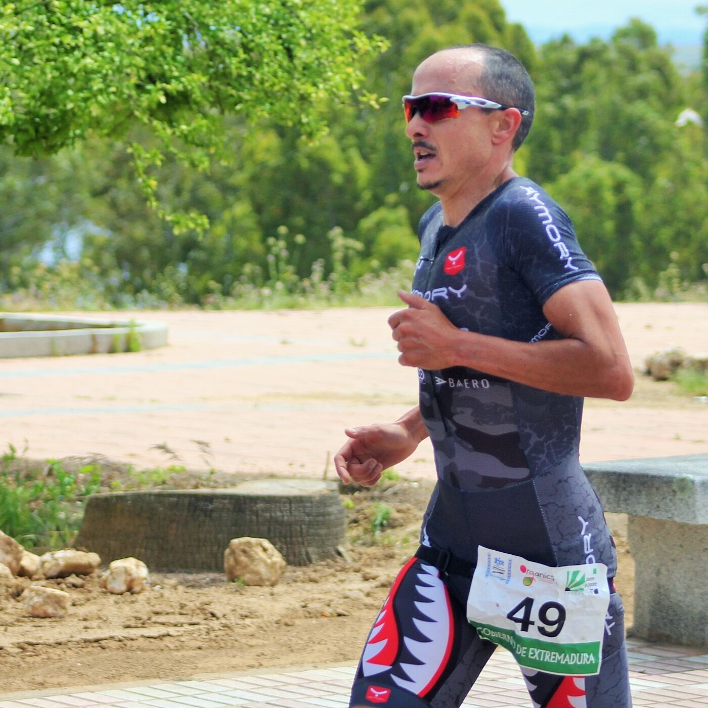 Diego Paredes el incombustible deportista que se llevó el Triatlón de Orellana en 2016 episode artwork
